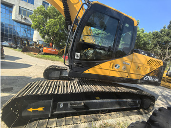 Ekskavator roda Hyundai 220lc-9s   excavator: gambar 4 Ekskavator roda Hyundai 220lc-9s   excavator: gambar 4