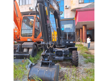 Ekskavator roda HYUNDAI