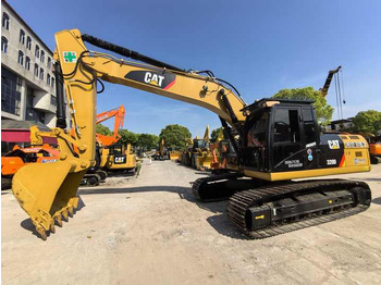 Ekskavator perayap Japan original good condition used caterpillar cat320d excavator second hand cat 320d digger for sale: gambar 3