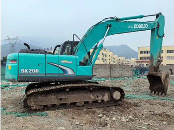 Ekskavator perayap KOBELCO