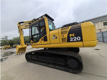 Ekskavator perayap KOMATSU PC220-8
