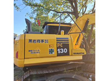 Ekskavator perayap KOMATSU PC130