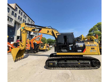 Ekskavator perayap CATERPILLAR 320D