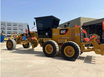 Ekskavator Used excavator High Load Capacity Hitachi ZX200-3 Used Excavator with Track Core Components Included Engine and Pump: gambar 2