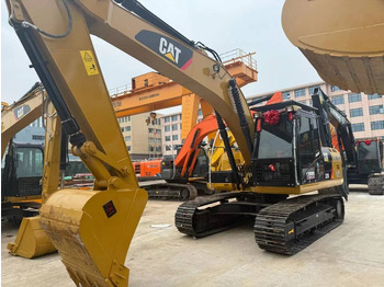 Ekskavator perayap CATERPILLAR 320D