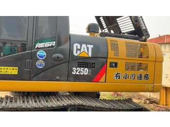 Ekskavator perayap CAT 325: gambar 3
