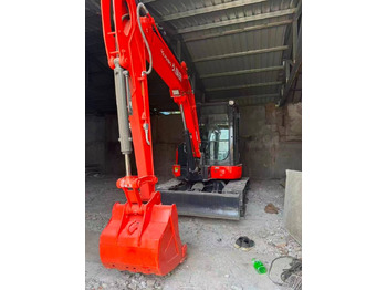 Ekskavator perayap KUBOTA