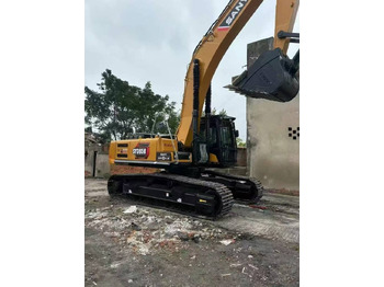 Ekskavator perayap SANY