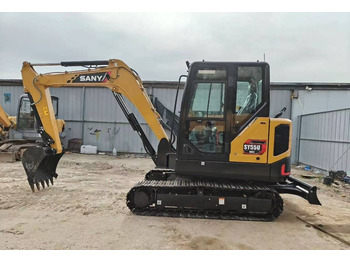 Ekskavator perayap SANY