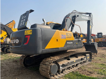 Ekskavator perayap VOLVO EC210