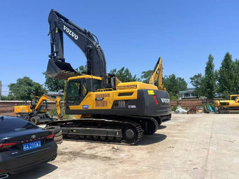 Ekskavator perayap VOLVO EC380