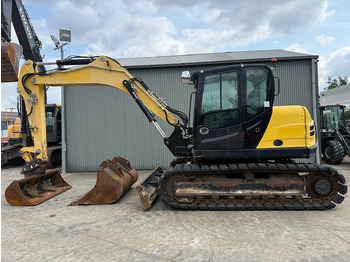 Ekskavator perayap YANMAR