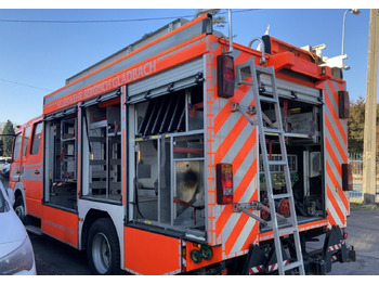 Truk pemadam kebakaran MERCEDES-BENZ Atego