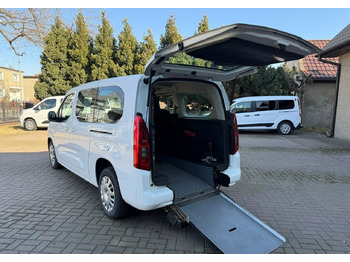 Mobil OPEL