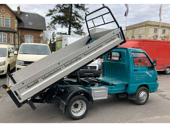 Van jungkit PIAGGIO