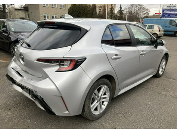 Mobil TOYOTA