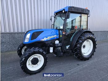 Traktor NEW HOLLAND T4