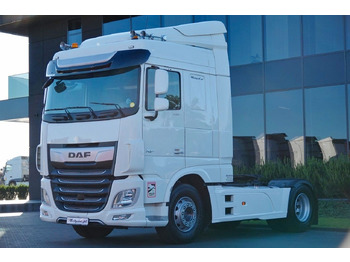 Tractor head DAF XF 530