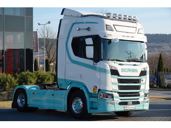 Tractor head SCANIA R 450