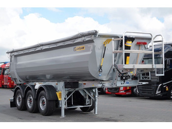 Semi-trailer jungkit ZASŁAW