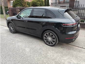 Mobil PORSCHE CAYENNE: gambar 4