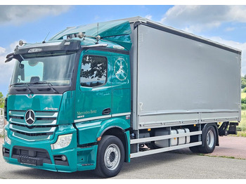 Truk dengan terpal samping MERCEDES-BENZ Actros