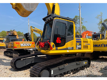 Ekskavator perayap Komatsu PC 240 PC220 PC240-8: gambar 2 Ekskavator perayap Komatsu PC 240 PC220 PC240-8: gambar 2