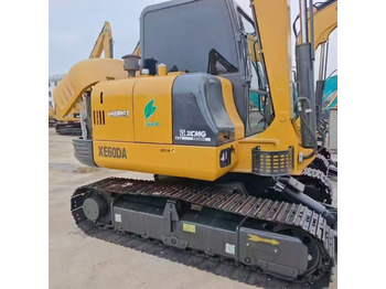 Ekskavator mini XCMG XE 60DA XE60: gambar 2