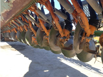 Bor benih Amazone D8-60 Super: gambar 4