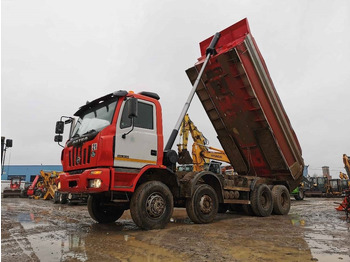 Truk jungkit IVECO Astra