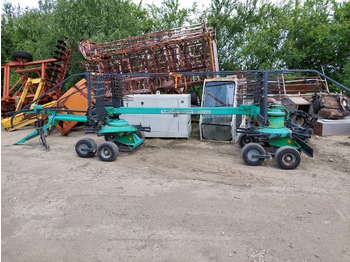 Tedder/ Menyapu DEUTZ