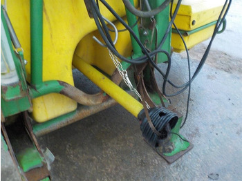 Penyemprot traktor John Deere 510: gambar 5 Penyemprot traktor John Deere 510: gambar 5