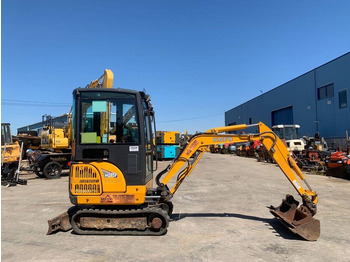 Ekskavator mini Kato 19VXE: gambar 5 Ekskavator mini Kato 19VXE: gambar 5