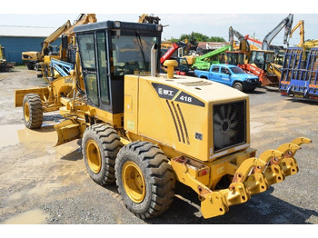Grader Liugong CLG 418: gambar 3