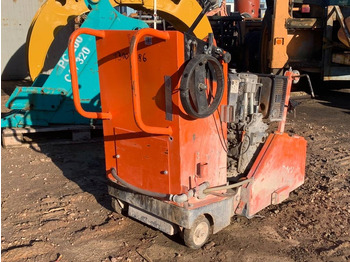 Mesin aspal Norton Clipper CSB1: gambar 3