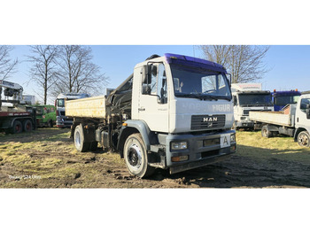 Truk jungkit MAN TGM