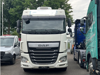 Tractor head DAF