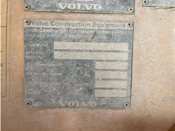 Wheel loader Volvo L30G: gambar 3
