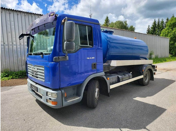 Truk vakum MAN TGL 8.180