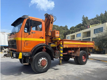 Truk derek MERCEDES-BENZ