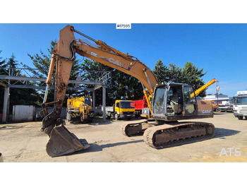 Ekskavator perayap CASE CX210