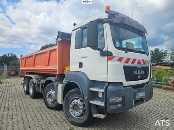 Truk jungkit MAN