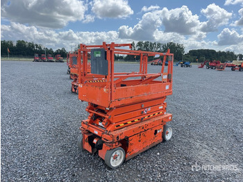Scissor lifts SKYJACK