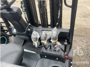 Forklift listrik DOOSAN B35X-7 PLUS (Inoperable): gambar 4