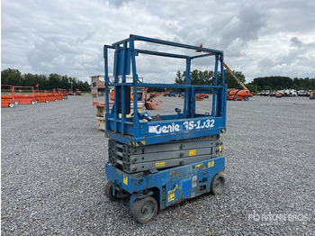 Scissor lifts GENIE