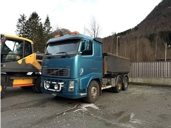 Truk jungkit VOLVO FH16 550