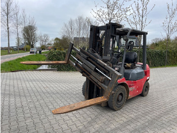 Forklift TOYOTA FDF 25