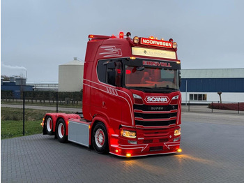 Tractor head SCANIA S 580