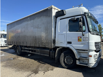Truk dengan terpal samping MERCEDES-BENZ Actros 1832