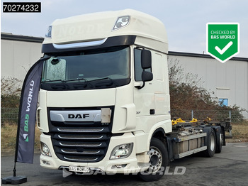 Pengangkut kontainer/ Container truck DAF XF 480